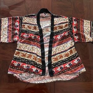 Monteau Kimono, Boho style with Elephants, Used. Size: S